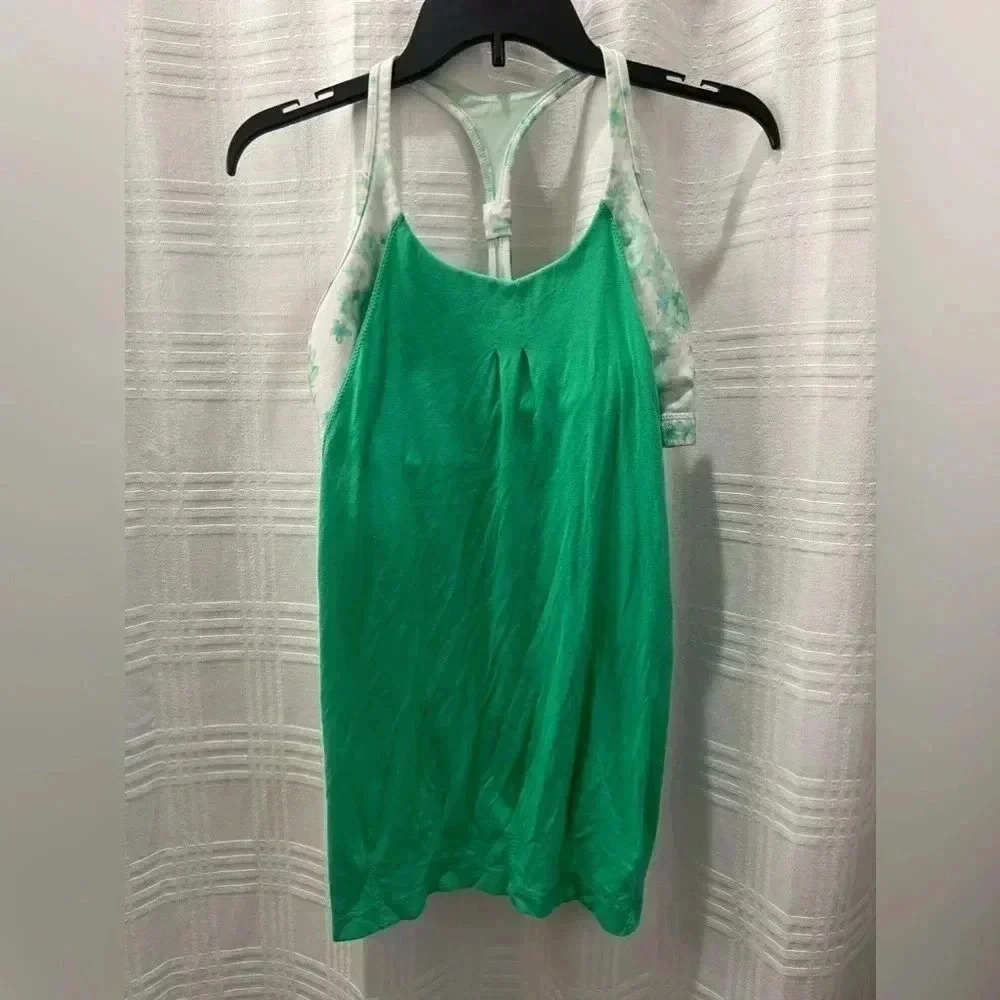 Lululemon tank with sports bra